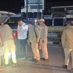 एसएसपी दून के निर्देशों पर हुड़दंगी छात्रों/युवकों पर नकेल कसने के लिए चलाया जा रहा “ऑपरेशन नाइट वॉच“ लगातार जारी।