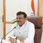 मुख्य सचिव श्री आनन्द बर्द्धन की अध्यक्षता में गुरुवार को सचिवालय में एशियन डेवलपमेंट बैंक और उत्तराखण्ड सरकार के निर्माण सम्बन्धी विभागों के मध्य बैठक हुई