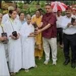 विश्व पर्यावरण दिवस पर पौधारोपण करते कृषि मंत्री गणेश जोशी