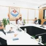 मुख्य सचिव श्री आनन्द बर्द्धन की अध्यक्षता में सचिवालय में व्यय वित्त समिति की बैठक आयोजित हुई।
