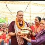 महिला हरितालिका तीज उत्सव में शामिल हुए कैबिनेट मंत्री गणेश जोशी, महिलाओं को दी शुभकामनाएं