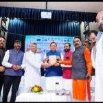 मुख्यमंत्री ने देहरादून में महर्षि बाल्मिकी प्रकटोत्सव के अवसर पर आयोजित शोभा यात्रा में किया प्रतिभाग
